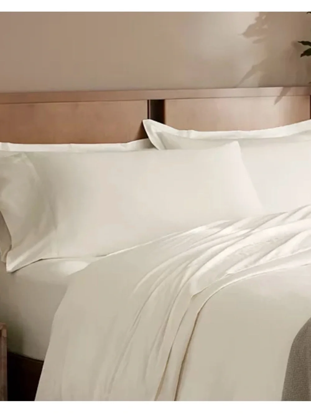 Boll & Branch NWT Signature Cotton Hemmed Pillowcase Set (2)Creme $59 MSRP